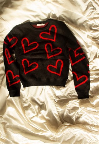 BLACK SLIM FIT HEART PRINT KNIT JUMPER