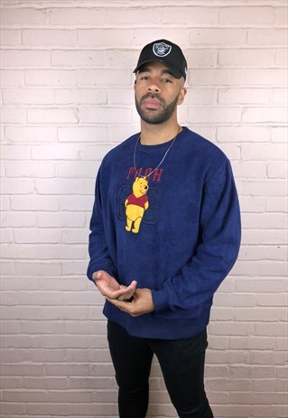VINTAGE WINNIE THE POOH SWEATSHIRT IN NAVY