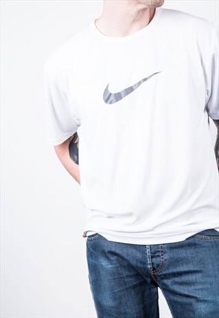 NIKE VINTAGE 1990S WHITE SPORTS T-SHIRT
