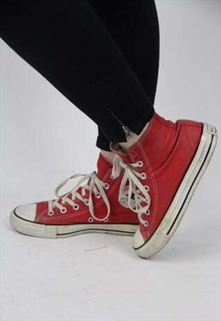 VINTAGE CONVERSE RED TRAINERS