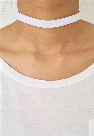 SMALL VELVET CHOKER - WHITE