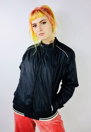 VINTAGE FRED PERRY BLACK WINDBREAKER JACKET