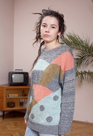 VINTAGE GRAPHIC PULLOVER