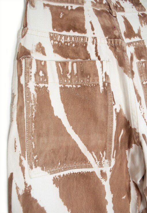 garment image