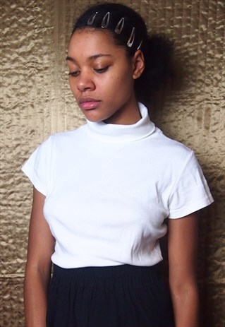 WHITE ROLL NECK TOP