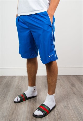NIKE SPORTS SHORTS