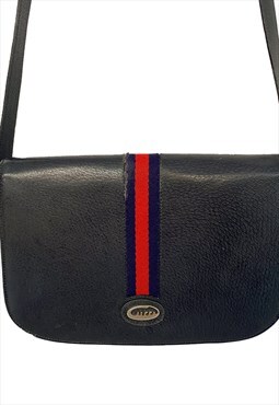 Gucci vintage navy blue leather bag.