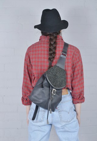 VINTAGE BLACK LEATHER TEXTURED RUCKSACK