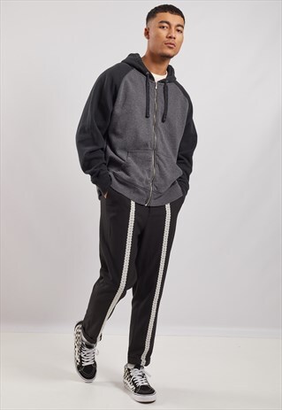 VINTAGE CHAMPION ZIP-UP HOODIE