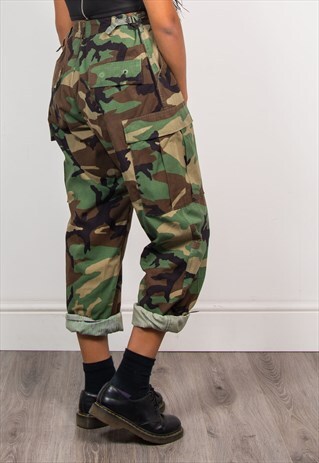 VINTAGE 90'S GREEN CAMO CARGO PANTS ARMY TROUSERS