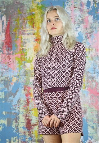 SHORTS AND TURTLE NECK TOP CO-ORDINATES IN DIAMOND PRINT