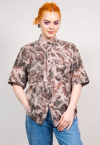 VINTAGE 90'S BROWN ABSTRACT PATTERN SHORT SLEEVE SHIRT