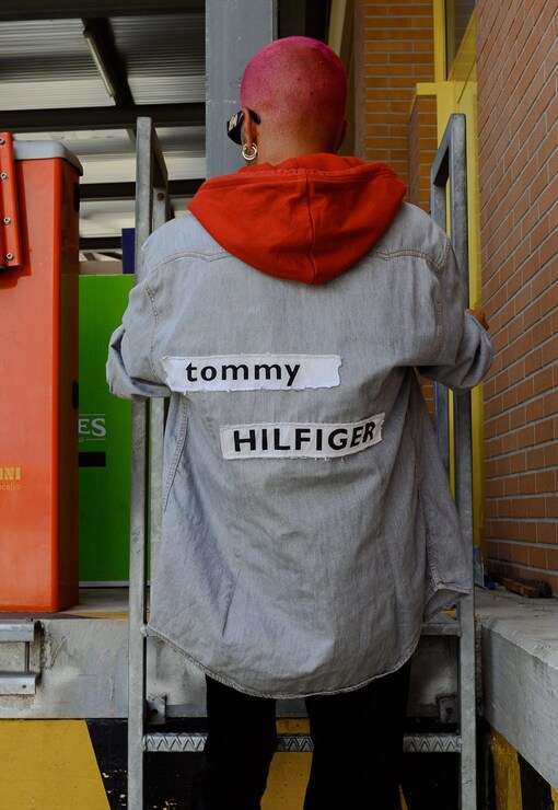 garment image