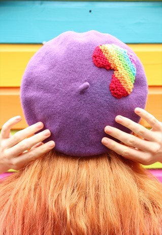 VINTAGE 90'S SMALL PURPLE WOOL BERET WITH RAINBOW HEART