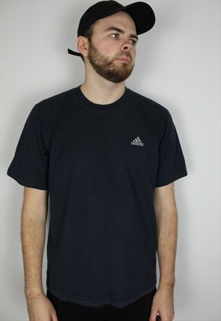 VINTAGE ADIDAS TEE SIZE MEDIUM