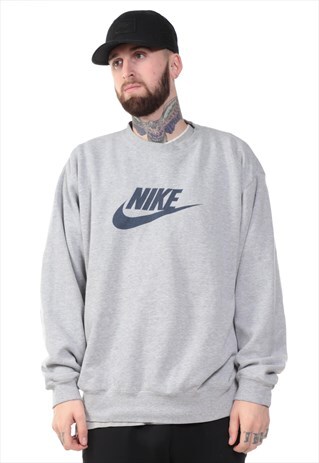 VINTAGE NIKE SWEATSHIRT