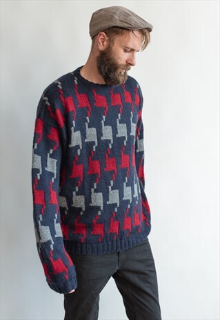 VINTAGE 80S HANDMADE WINTER JUMPER IN BLUE