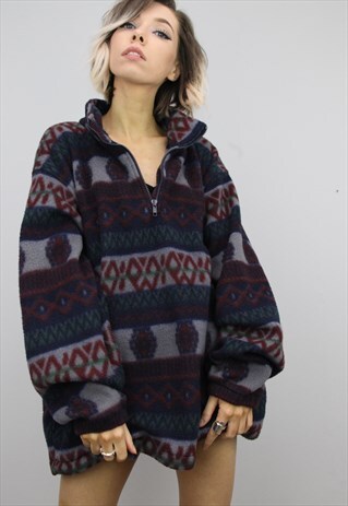 VINTAGE 90S OVERSIZED PATTERNED FLEECE