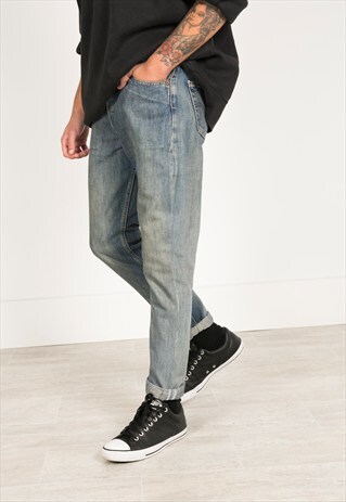 VINTAGE 80S LEVI'S 501 SLIM FIT /AVELINASREWORKS / R0002