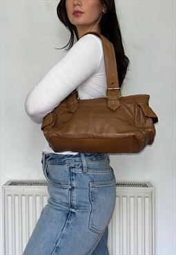 Tan Brown Leather Vintage Shoulder Bag
