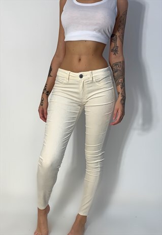 CREAM VELVET LOOK LOW WAIST SKINNY JEANS SIZE 6