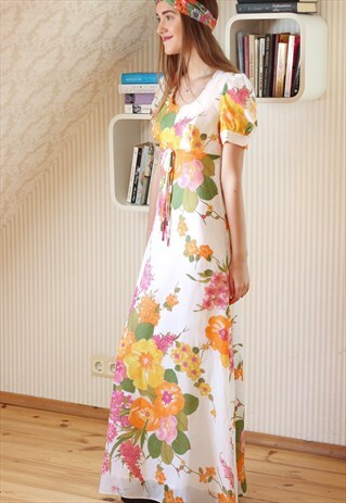 WHITE MAXI FLORAL DRESS