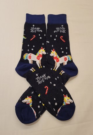 Santa Claus Riding Pattern Cozy Socks in Black color