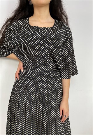 ELEGANT NAVY BLUE VINTAGE SHIRT WITH POLKA DOTS
