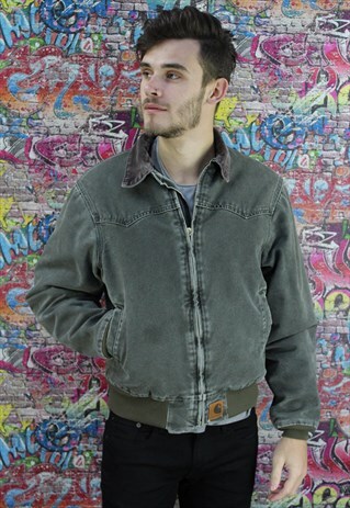 VINTAGE CARHARTT WORKWEAR JACKET.