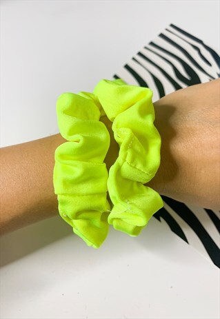 NEON YELLOW LYCRA SCRUNCHIE