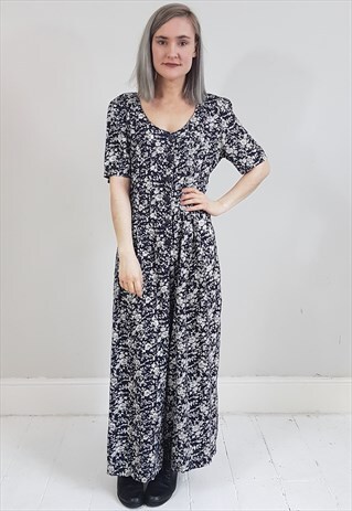 VINTAGE 90'S NAVY AND WHITE FLORAL JUMPSUIT W/ LACE UP BACK