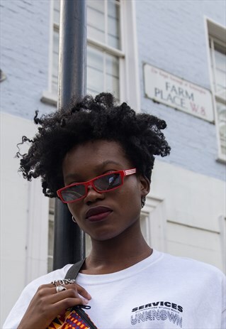 RED 90S SMALL SUNGLASSES