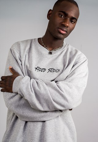 OVERSIZED EMBROIDERED LOGO SWEATSHIRT
