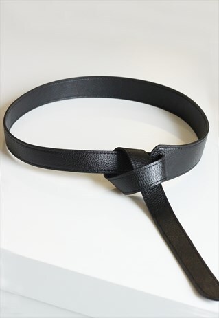 FRONT KNOTTED BLACK BELT