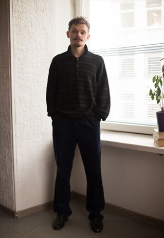 VINTAGE 80'S BLACK STRIPED KNITTED JUMPER