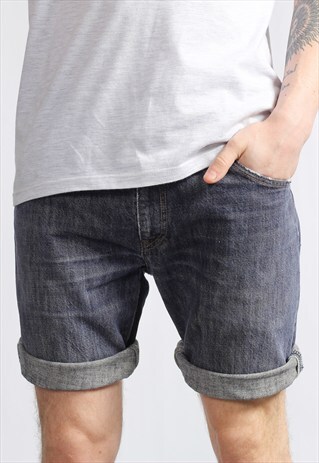 VINTAGE LEVI'S DENIM SHORTS