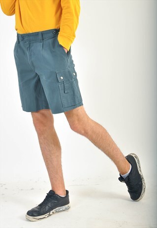 VINTAGE CARGO SHORTS IN GREEN
