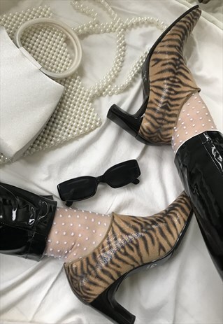 SUPER TRASHY VINTAGE 90S TIGER PRINT POINTY MID HEEL SHOES