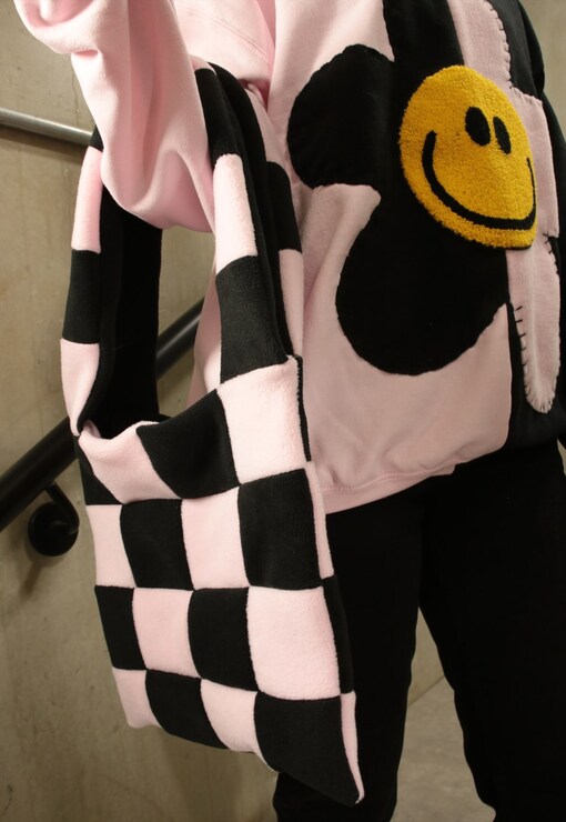 garment image