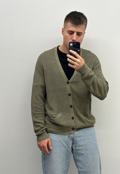 garment image