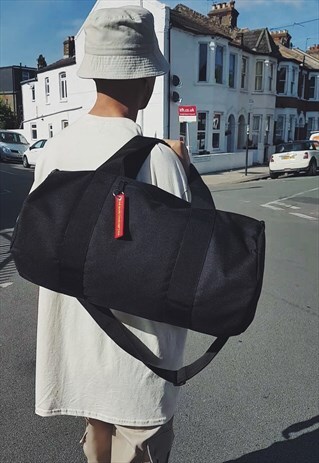 BARREL BAG BLACK