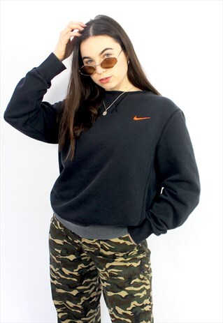 90'S RETRO BLACK & GREY SWEATSHIRT