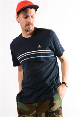 VINTAGE ADIDAS TEE SHIRT.