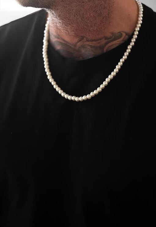 garment image
