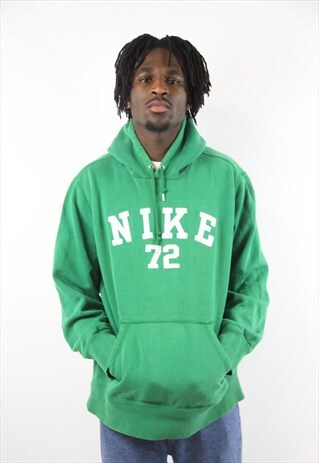 VINTAGE NIKE GREEN HOODIE