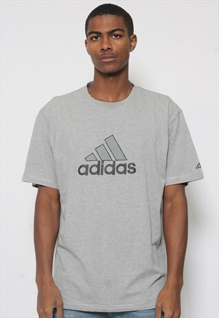 VINTAGE ADIDAS T-SHIRT