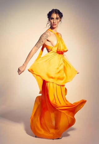 SUMMER DRESS WITH RUFFLES AND OPEN BACK