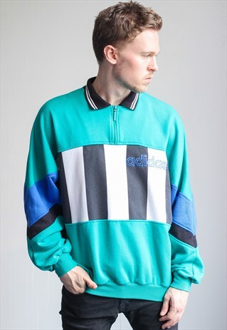 VINTAGE ADIDAS HALF ZIP SWEATSHIRT
