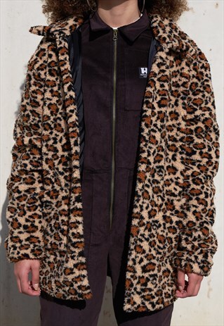 HANDMADE COAT WITH TEDDY FABRIC IN ANIMAL PRINT