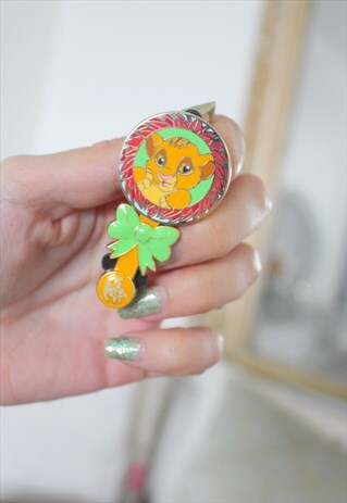 BROOCH PINS SIMBA